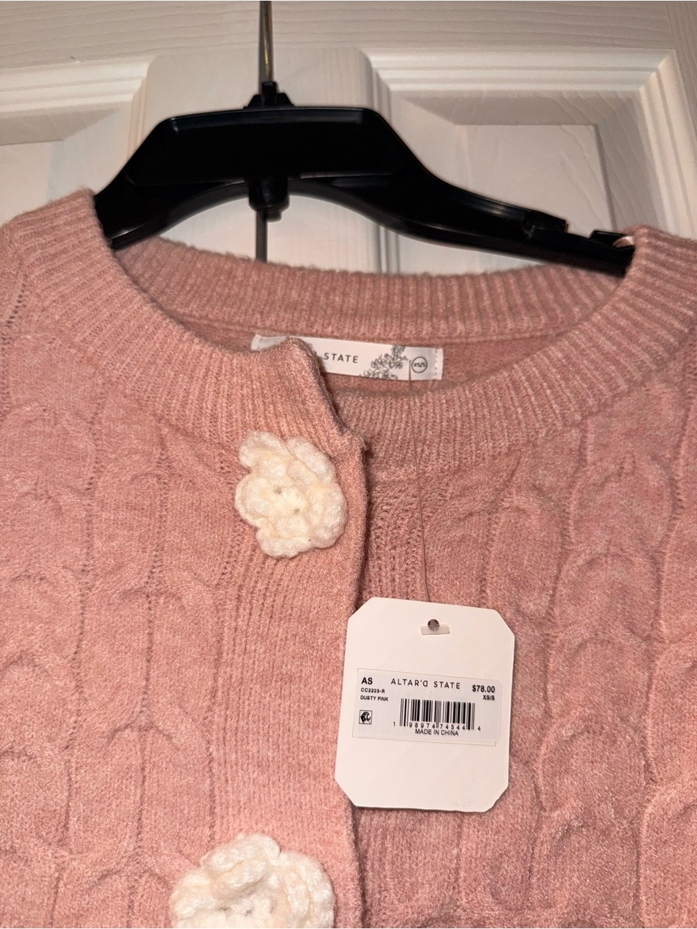 Altar'd State Blush Pink Cable Knit Cardigan with Floral Buttons NWT - Picture 4 of 4
